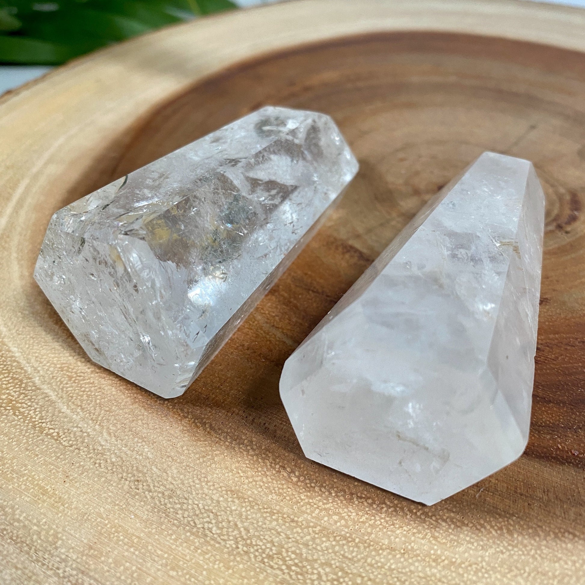 Natural Clear Quartz Tower Point from Brazil - Genuine Clear Crystal for Meditation, Crystal Grids, Healing, Reiki Chakra, Altars, Wand