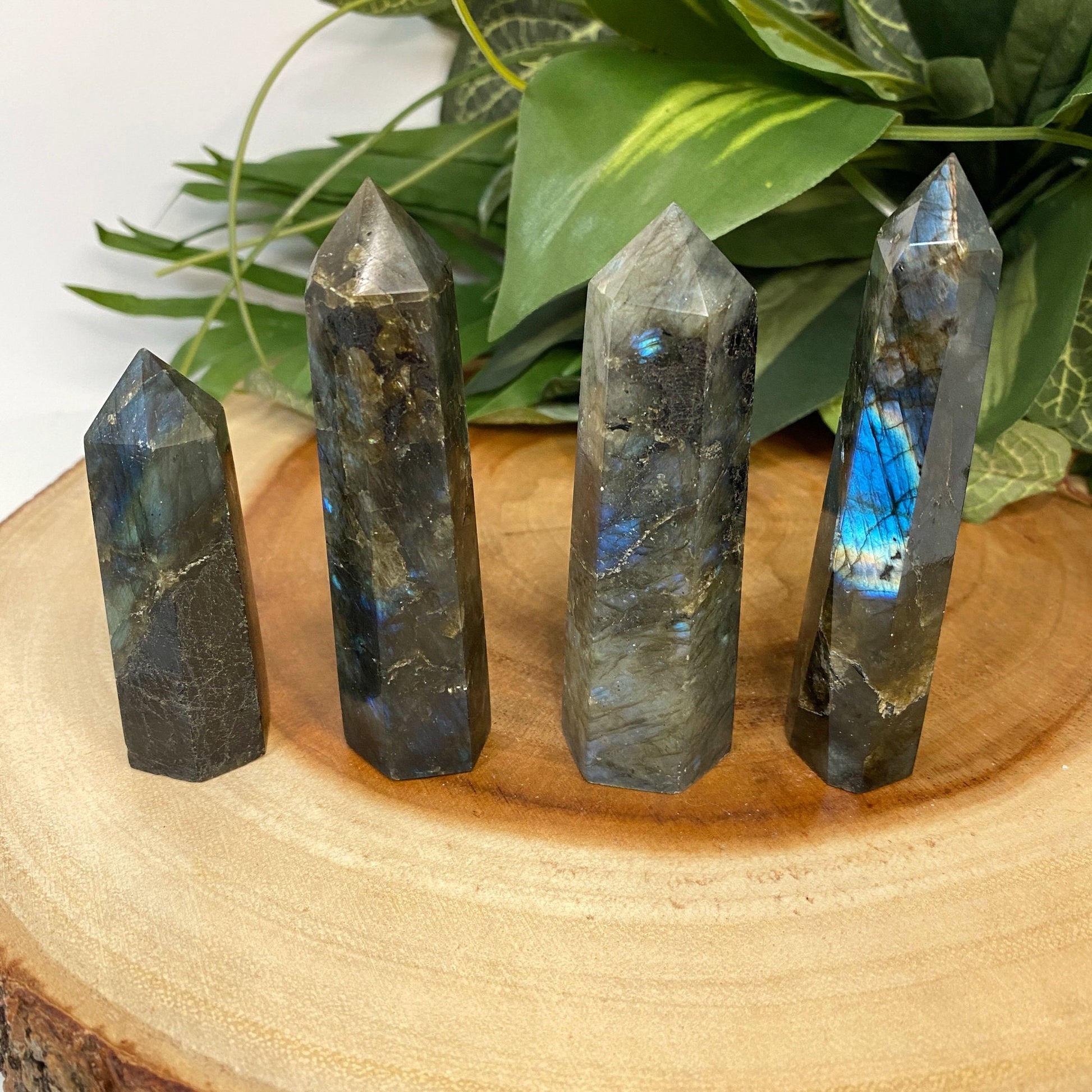 Natural Labradorite Tower Point from India - Flashing Crystal for Relaxation, Meditation, Crystal Grids, Healing, Reiki Chakra, Altars, Wand