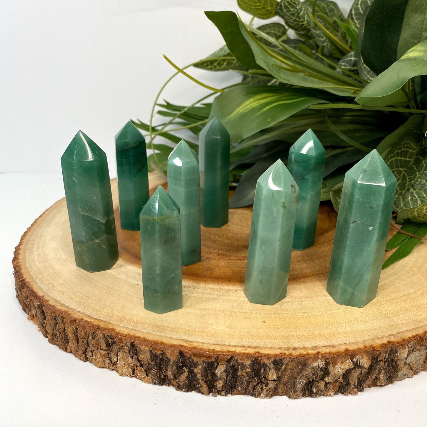 Natural Green Aventurine Tower Point from India - Green Crystal for Meditation, Crystal Grids, Healing, Reiki Chakra, Altars, Wand