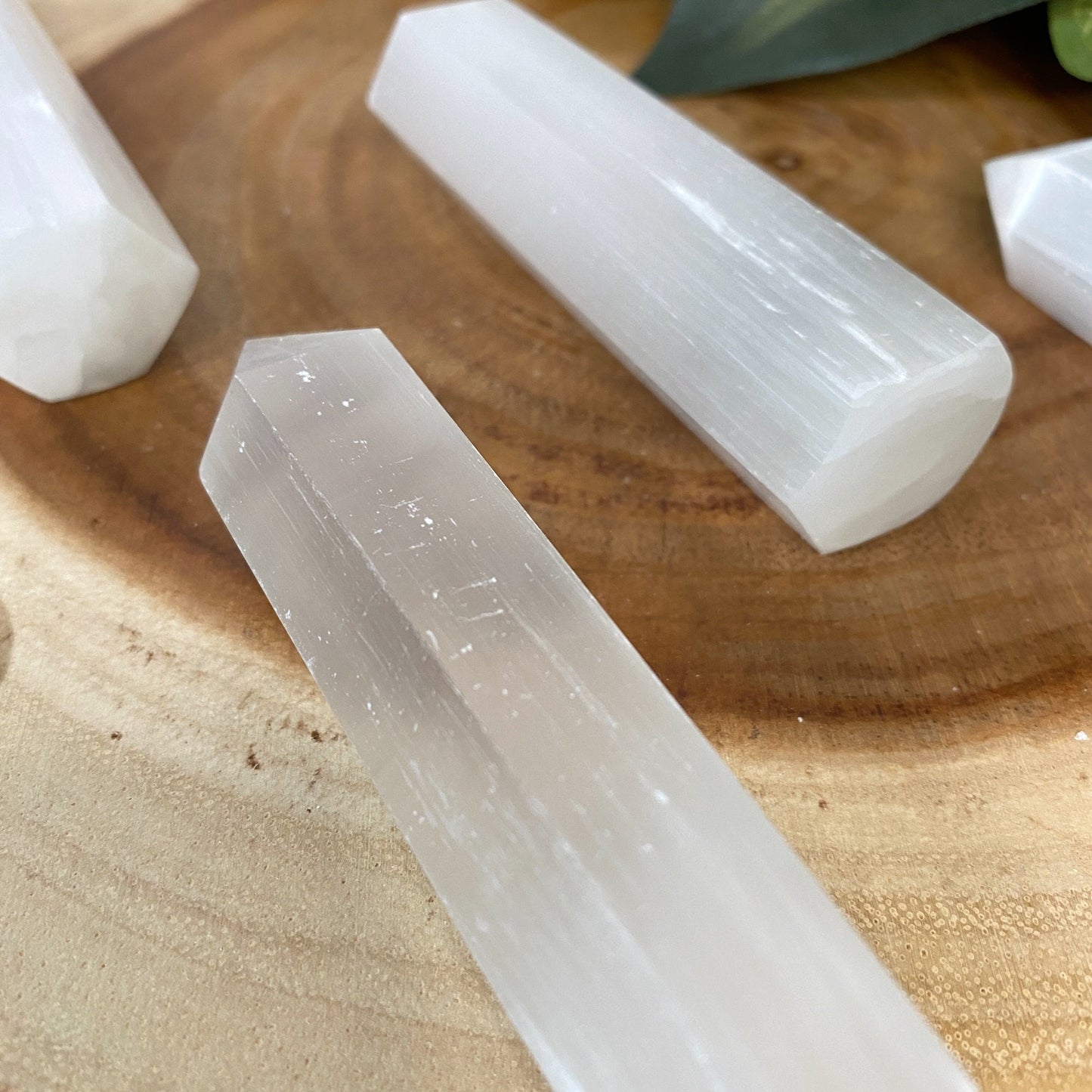 Natural Selenite Tower Point from India - Genuine Charging Crystal for Meditation, Crystal Grids, Healing, Reiki Chakra, Altars, Wand