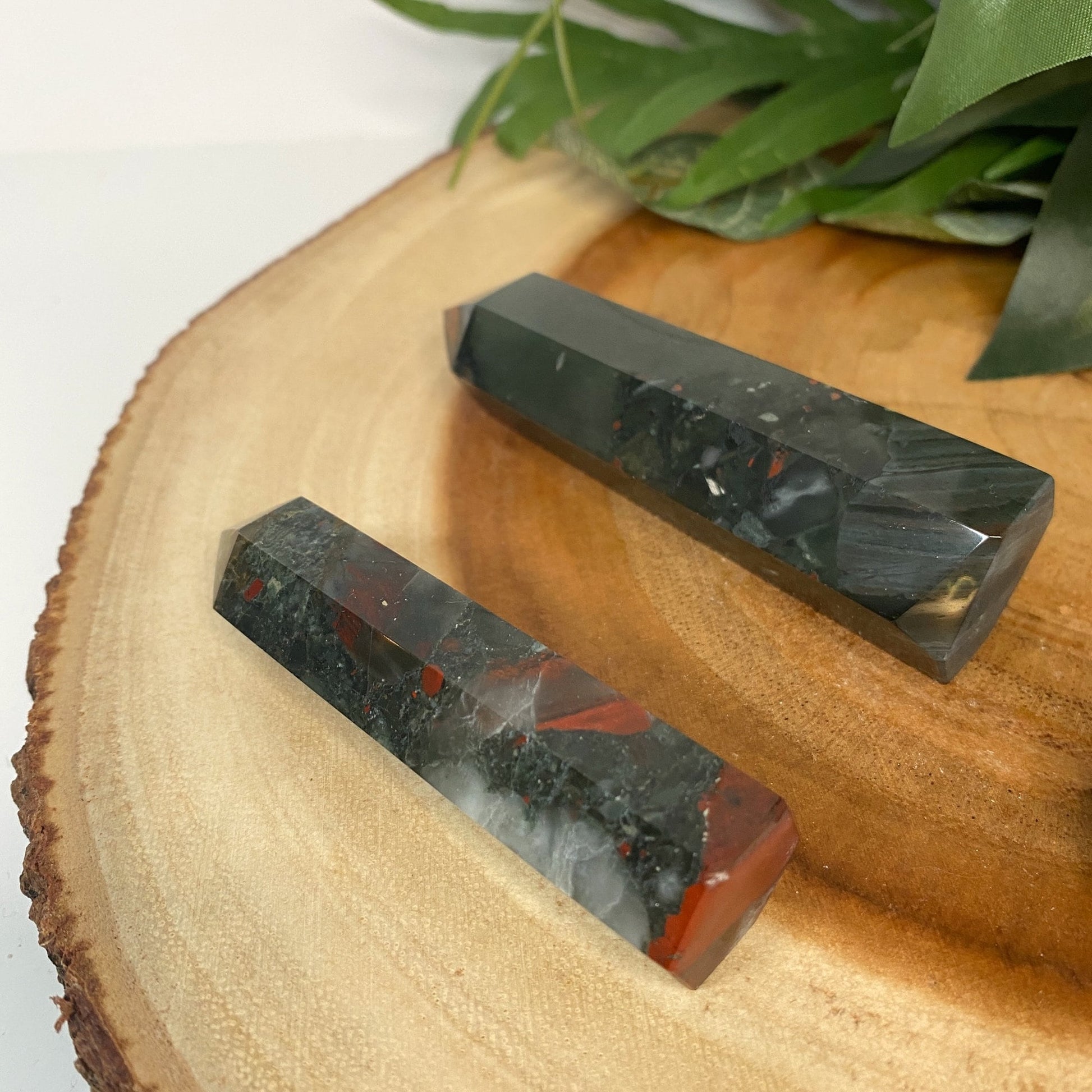 Bloodstone Jasper Stone - Tower Point from Africa - Crystal for Courage, Meditation, Crystal Grids, Healing, Reiki Chakra, Altars, Wand